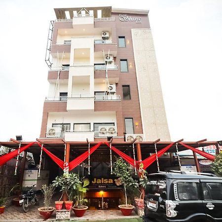 Capital O 15422 Shiva Inn Unnao Exterior foto