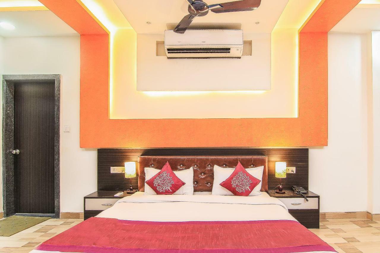 Capital O 15422 Shiva Inn Unnao Exterior foto