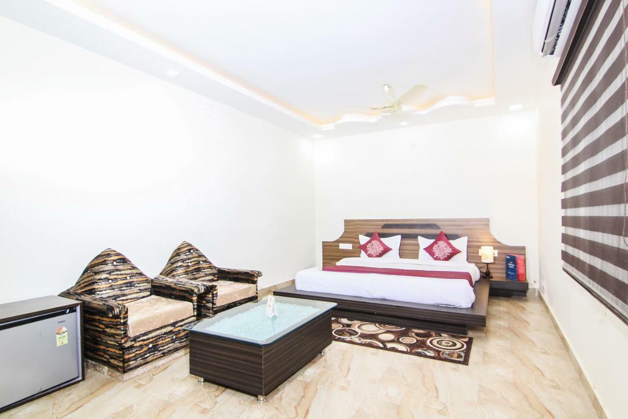 Capital O 15422 Shiva Inn Unnao Exterior foto