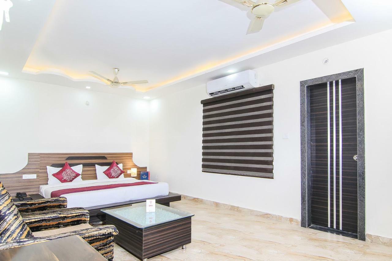 Capital O 15422 Shiva Inn Unnao Exterior foto